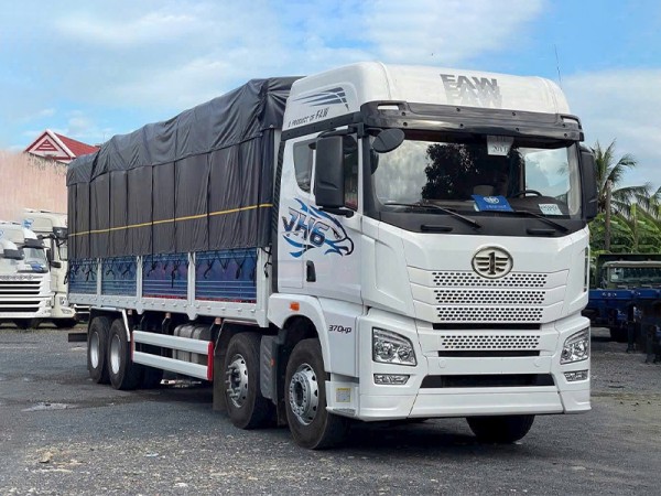 Xe tải Faw 4 chân thùng mui bạt KT 9,7m x 2,5m x 4m