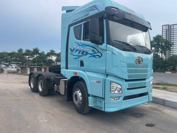 Xe đầu kéo Faw JH6 445hp động cơ Yuchai